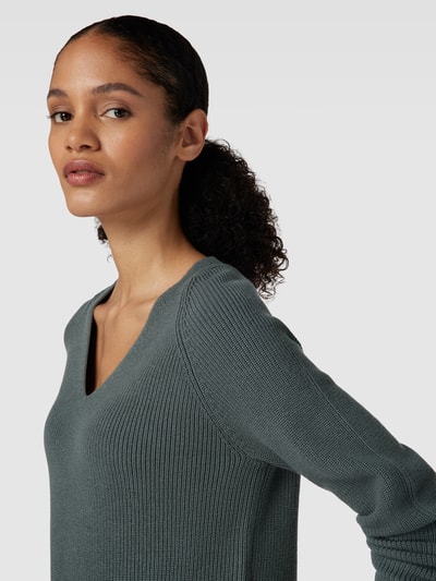 s.Oliver RED LABEL Strickpullover mit V-Ausschnitt Dunkelgruen 3