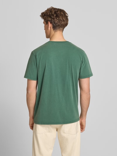 Superdry Loose Fit T-Shirt mit Label-Print Modell 'Roadside Trade' Bottle 5