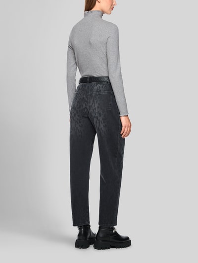 Marc Cain Slim Fit Langarmshirt mit Rüschenkragen Mittelgrau 5