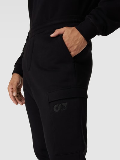 AlphaTauri Sweatpants met cargozak, model 'PEOVA' Zwart - 3