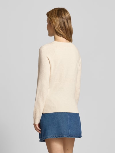 Only Sweter z dzianiny o kroju regular fit z raglanowymi rękawami model ‘RICA’ Złamany biały 5