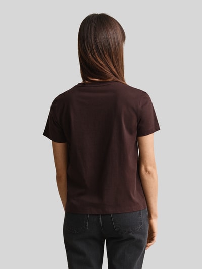 GANT Regular Fit T-Shirt aus reiner Baumwolle Dunkelbraun 5