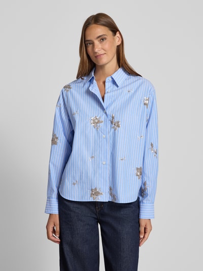 0039 Italy Hemdbluse mit Knopfleiste Modell 'ELSA' Hellblau 4