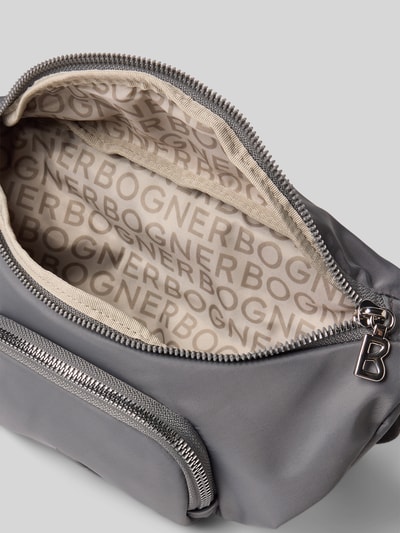 BOGNER Umhängetasche mit Logo-Applikation Mittelgrau 5