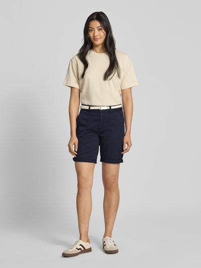 s.Oliver RED LABEL Regular Fit Chinoshorts mit geflochtenem Gürtel Marine 1
