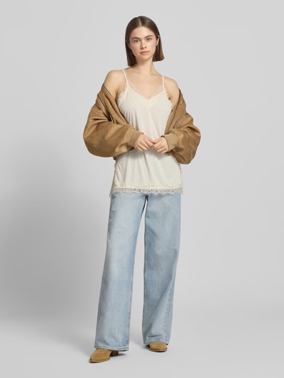 Gina Tricot Blusentop mit Spitzebesatz und Spaghettiträgern Offwhite 1