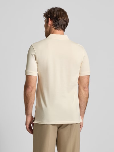Christian Berg Men Regular Fit Poloshirt mit Logo-Stitching Metallic Beige 5
