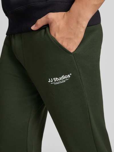 Jack & Jones Regular Fit Sweatpants mit elastischen Bund Modell 'KANE' Dunkelgruen 3