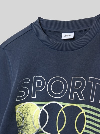 Produktfoto, Regular Fit Sweatshirt aus Baumwoll-Mix von s.Oliver RED LABEL, unifarben, Motiv-Print, Rundhals, gerippte Abschlüsse, Sweat-Textur