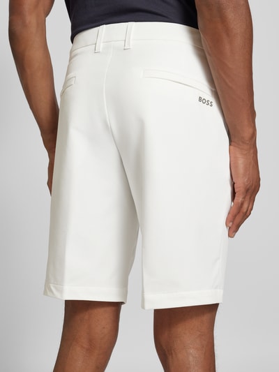 BOSS Green Regular Fit Shorts mit Gürtelschlaufen Modell 'Commuter' Weiss 3