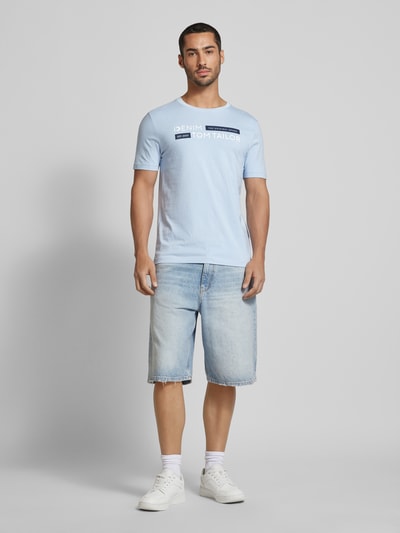 Tom Tailor Denim T-Shirt mit Label-Print Modell 'Type H' Hellblau 1