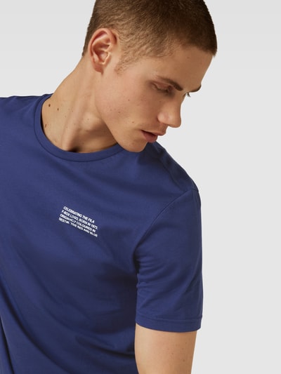FILA T-shirt z okrągłym dekoltem model ‘BORNE’ Ciemnoniebieski 3