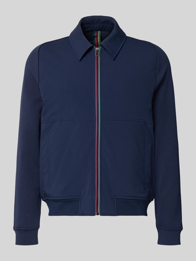 Produktfoto, Jacke mit Stretch-Anteil von Paul Smith in Dunkelblau mit Umlegekragen, Reißverschluss, gerippten Abschlüssen, elastischem Material-Mix.