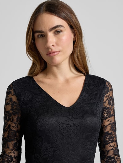 Vero Moda Slim Fit Langarmshirt in Spitzen-Optik Modell 'IBEN' Black 3