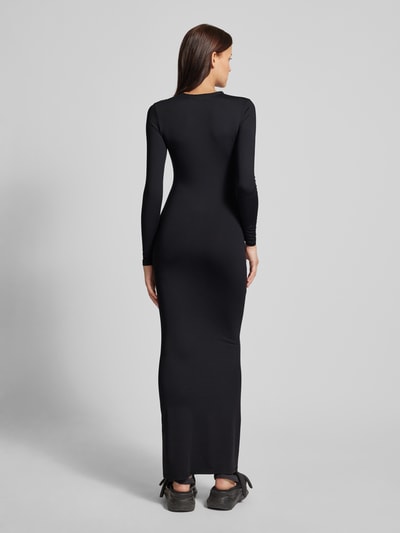 Review Maxikleid mit Rundhalsausschnitt Black 5