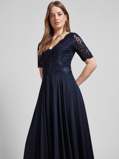 Vera Mont Abendkleid mit Spitzenbesatz Dunkelblau 3