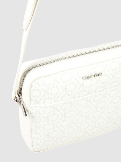 CK Calvin Klein Camera Bag mit Logo-Muster Ecru 5