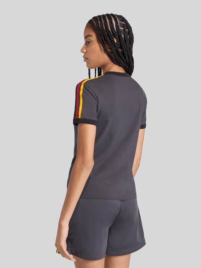 adidas Originals T-Shirt mit Label Stitching aus Baumwoll-Mix Anthrazit 5
