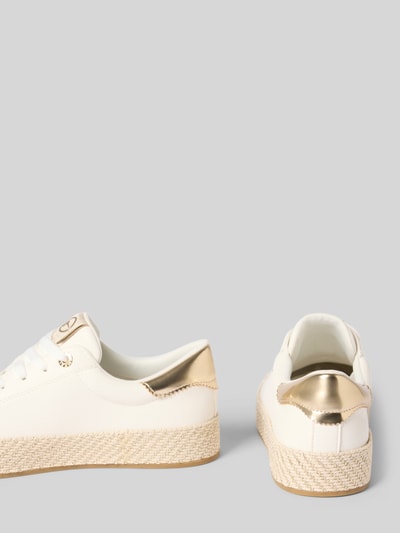 Productfoto, Low Top Sneaker met vetersluiting van Tamaris in effen kleuren met ronde punt, platte hakvorm, labelapplicatie, licht geprofileerde zool en glad leer.