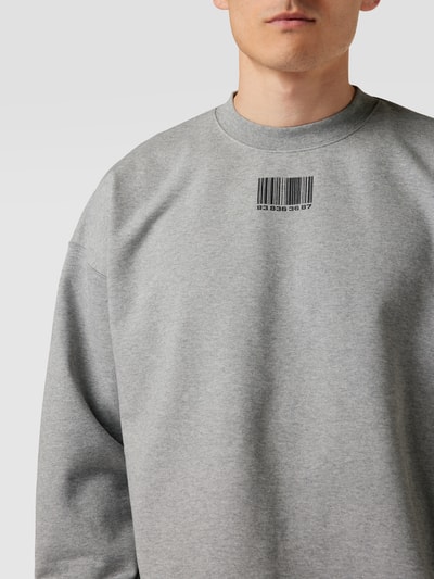 VTMNTS Oversized Sweatshirt mit Label-Prints Hellgrau Melange 3