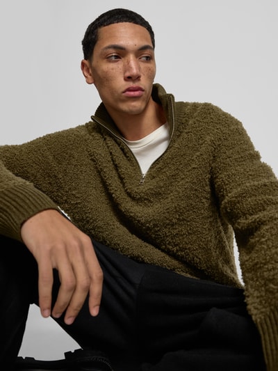Filippa K Pullover mit gerippten Abschlüssen Oliv 3