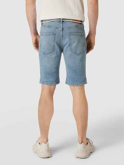 REVIEW Jeansshorts im Used-Look Hellblau 5