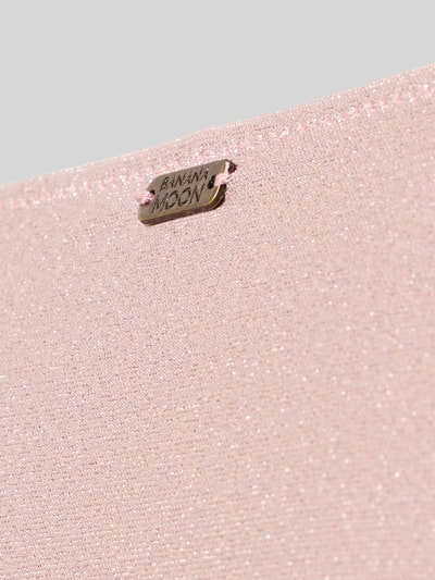 Produktfoto, Bikini mit wattierten Cups und seitlicher Schnürung von Banana Moon, różowy materiał z brokatowym połyskiem, detal z logo, model 'CRICOMASSA GLITTERWAVE', elastyczny materiał