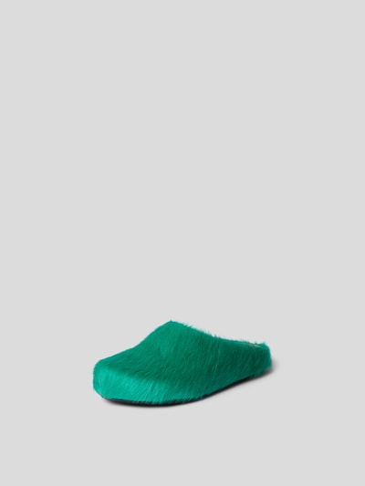Marni Slides aus echtem Kalbshaar Hellgrün 2
