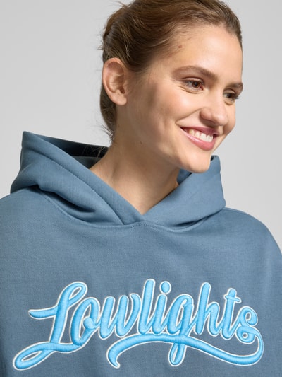 Low Lights Studios Oversized Hoodie mit Label-Stitching Jeansblau 3