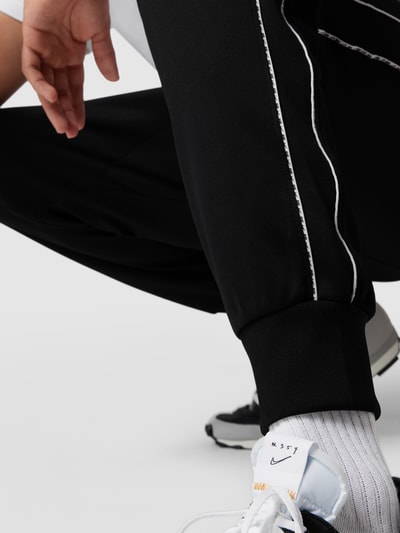 Nike Sweatpants mit Label-Print Black 3