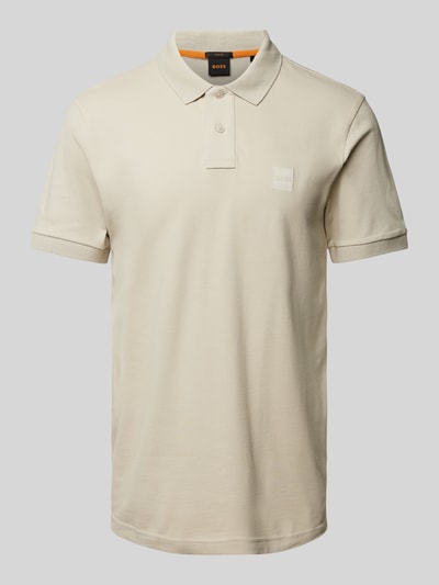 BOSS Orange Slim Fit Poloshirt mit Label-Patch Modell 'Passenger' Sand 2