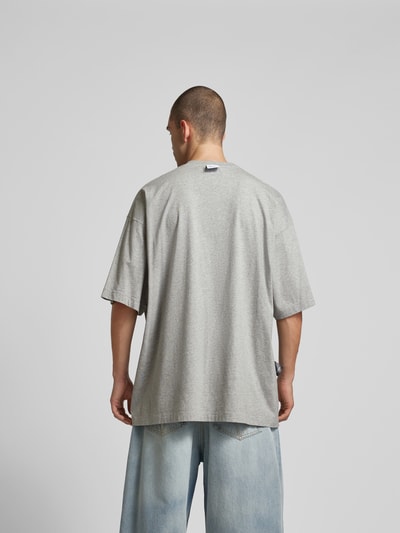 VETEMENTS T-Shirt mit Label-Stitching Hellgrau Melange 5