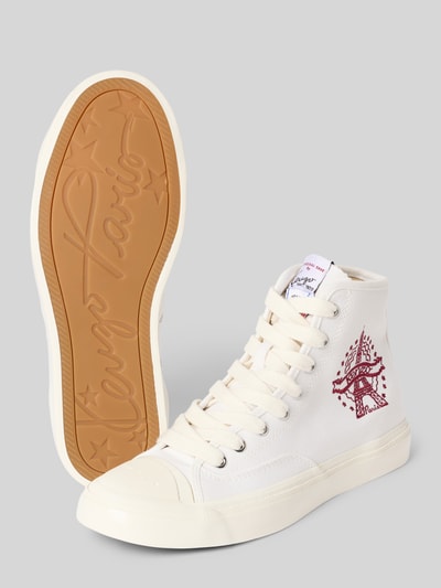 Produktfoto, cremeweißer High-Top-Sneaker mit Logo-Stitching von Kenzo, strukturierte beige Sohle, Label-Patch, abgerundete Form, Schnürverschluss, Absatzhöhe 3 cm, Schafthöhe 10 cm