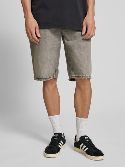 Levi's® Loose Fit Jeansshorts im 5-Pocket-Design Hellgrau 4