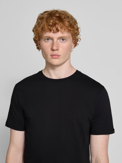 Alpha Industries T-Shirt mit Label-Details und Rundhalsausschnitt Black 3