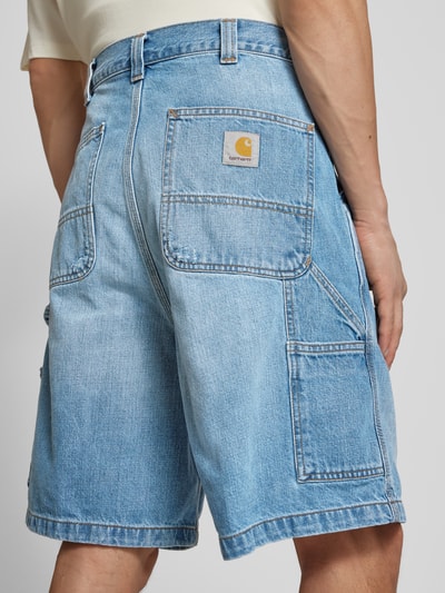 Carhartt Work In Progress Szorty jeansowe z efektem znoszenia model ‘OG SINGLE KNEE SHORT’ Jeansowy niebieski 3