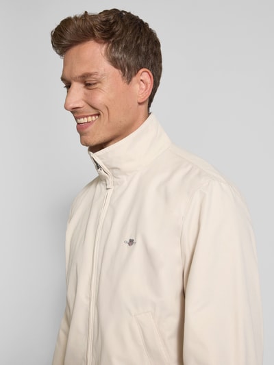 Gant Kurtka z wyhaftowanym logo model ‘LIGHTWEIGHT HAMPSHIRE’ Złamany biały 3