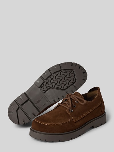 Produktfoto, brązowe buty sznurowane z naturalnej skóry o zaokrąglonym czubku, profilowana podeszwa, Model 'Highwood' od Birkenstock, wysokość obcasa w rozmiarze 40: 3 cm, wysokość cholewki w rozmiarze 40: 8 cm, szerokość w rozmiarze 40: 10 cm