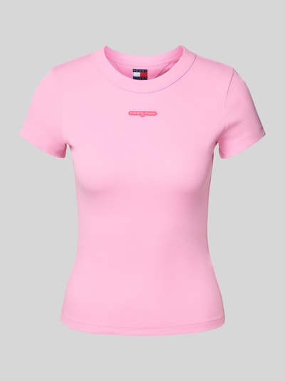 Tommy Jeans T-shirt o kroju slim fit z prążkowaniem Mocnoróżowy 2