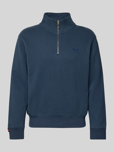 Produktfoto, Regular Fit Sweatshirt mit Logo-Stitching von Superdry in Dunkelblau, Stehkragen mit Reißverschluss, elastische Abschlüsse, Baumwoll-Mix
