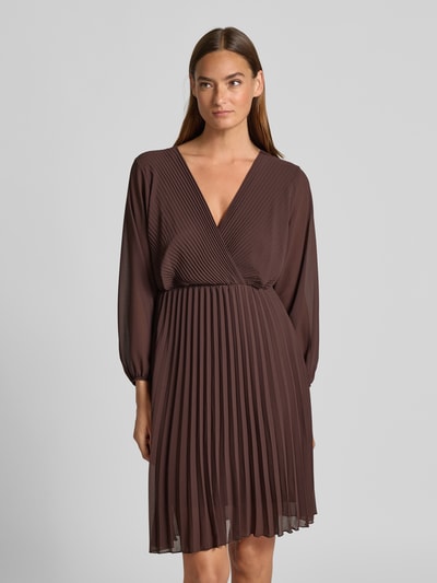 ZABAIONE Knielanges Kleid mit Plisseefalten Modell 'Im44sa' Mittelbraun 4