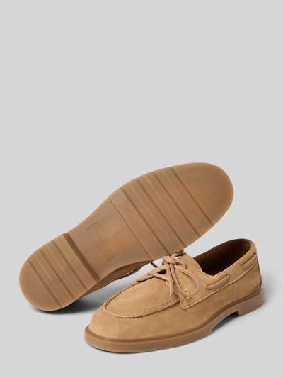 Productfoto, Bootsschuhe aus echtem Veloursleder van Tommy Hilfiger, beige unikleuren, afgeronde neus, blokhak, logo-applicatie van metaal, vetersluiting, gestructureerde zool, suède afwerking, echt leer