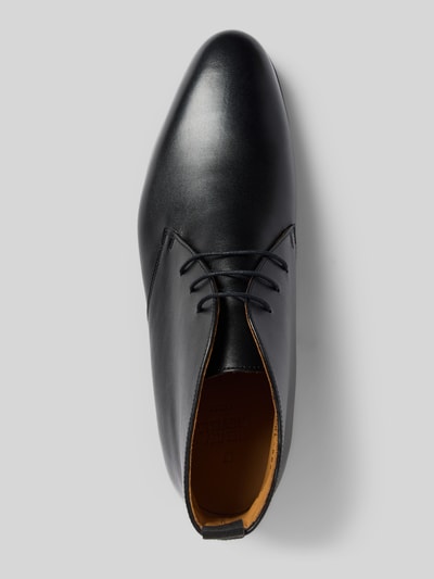 Produktfoto, schwarze Glattleder-Optik, schmale Passform, Halbschuhe mit Schnürverschluss Modell 'Marshall' von Henry Stevens, Schuhgröße 44 mit 2 cm Absatzhöhe, 11 cm Schafthöhe und 9 cm Schaftweite, schlichtes Design, dezente Textur