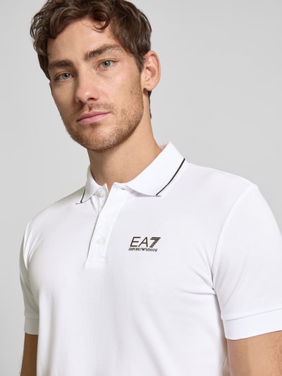 EA7 Emporio Armani Slim Fit Poloshirt mit Label-Print Modell 'TRAIN CORE' Weiss 3