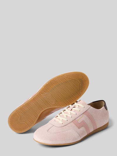 Productfoto, dames sneakers van echt leer met afgeronde punt, vetersluiting, model 'Sperly', labeldetail, hakhoogte 1 cm, schachthoogte 7 cm, schachtbreedte 9 cm van Gant