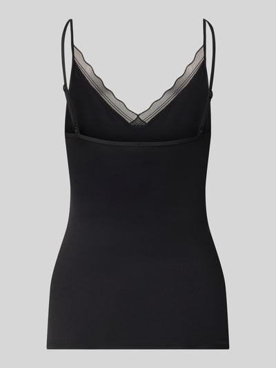 Produktfoto, czarne top z cienkimi ramiączkami, obszycie koronką, krój slim fit, Model 'Go Blush' od Sloggi, damski top