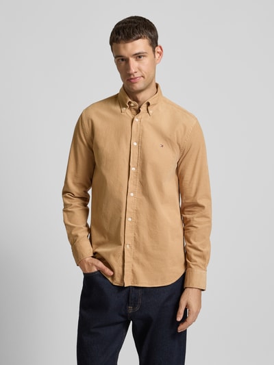 Tommy Hilfiger Regular Fit Cordhemd mit Button-Down-Kragen Modell 'SOLID' Camel 4