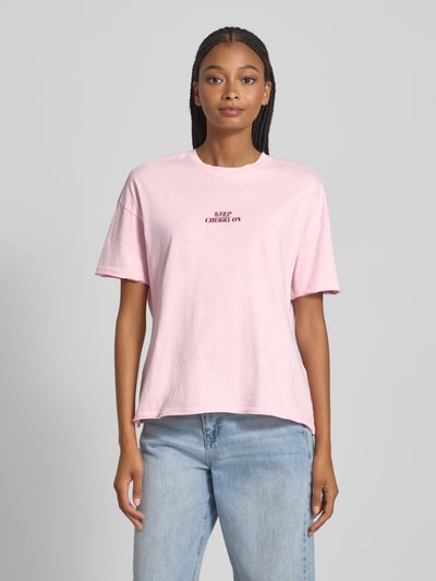 Only T-shirt o kroju oversized z czystej bawełny model ‘KINNA’ Różowy 4