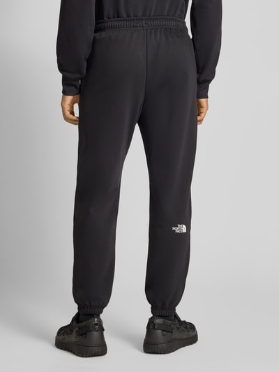 The North Face Regular Fit Sweatpants mit Label-Stitching Black 5