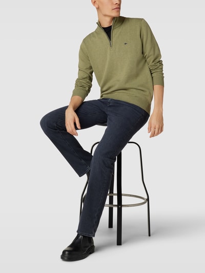 Fynch-Hatton Strickpullover mit Label-Stitching Modell 'Troyer' Olivgrün 1